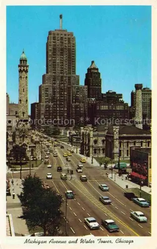 AK / Ansichtskarte CHICAGO  Illinois USA Michigan Avenue looking north Old Water Tower