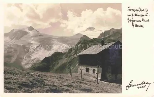 AK / Ansichtskarte Tuxerjochhaus 2340m Tirol AT mit Olperer und Gefrorene Wand