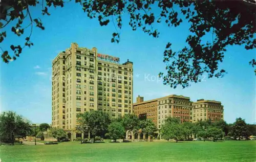 AK / Ansichtskarte DETROIT  Michigan USA The Whittier Hotel