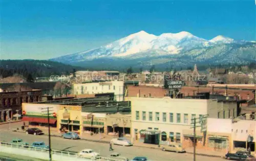 AK / Ansichtskarte Flagstaff Arizona USA Partial view Hotel Mountains