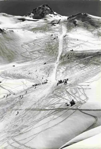 AK / Ansichtskarte Parsenn Davos GR Skiabfahrt Parsenn Kueblis Derby Schuss mit Schwarzkopf