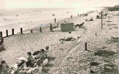 AK / Ansichtskarte Bracklesham Chichester UK The beach from east