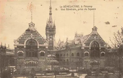 AK / Ansichtskarte FECAMP Le Havre 76 Seine-Maritime La Bénédictine vue prise du Square