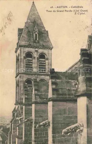 AK / Ansichtskarte Autun 71 Saone-et-Loire La Cathédrale Tour du Grand Porche