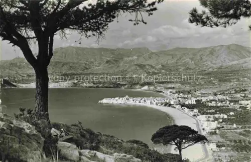 AK / Ansichtskarte BENIDORM ES Panorama Kueste Strand Berge