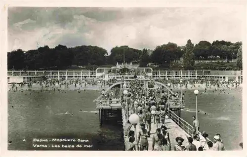 AK / Ansichtskarte Varna  WARNA Bulgaria Les bains de mer