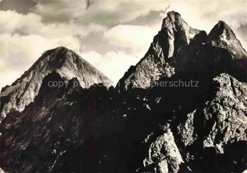 AK / Ansichtskarte Tatransky Narodny Park Vysoke Tatry Poprad SK Pohlad z Kupoly na Bradavieu a Slvkovsky stit