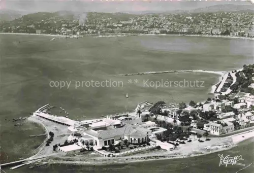 AK / Ansichtskarte CANNES 06 Alpes-Maritimes Vue aerienne de la Ville depuis le Palm Beach