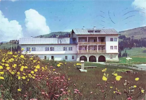 AK / Ansichtskarte Rilagebirge BG Die Berghuette Kurtowo