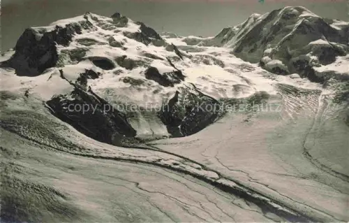 AK / Ansichtskarte Gornergrat 3135m Zermatt VS Monte Rosa Lyskamm Gletscher 