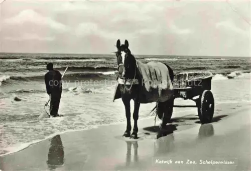 AK / Ansichtskarte Katwijk aan Zee NL Schelpenvisser Muschelfischer Pferdekarren