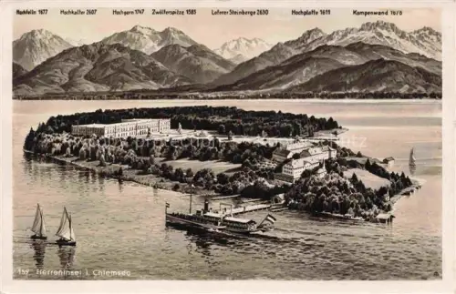 AK / Ansichtskarte Chiemsee Bayern Herreninsel Binnenschiff Boote