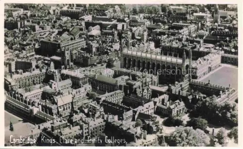 AK / Ansichtskarte Cambridge  Cambridgeshire UK Kings Clare and Trinity Colleges aerial view