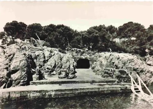 AK / Ansichtskarte Bormes-les-Mimosas Bormes-la-Faviere TOULON 83 Var Villa La Reine Jeanne