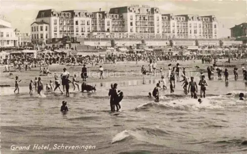 AK / Ansichtskarte SCHEVENINGEN Zuid-Holland NL Grand Hotel Strand