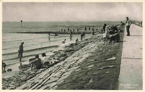 AK / Ansichtskarte Noorderhoofd Driehoek Oost-Vlaanderen Belgie Sur la plage Promenade