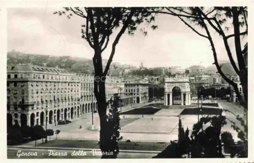 AK / Ansichtskarte GENOVA Genua Liguria IT Piazza della Vittoria