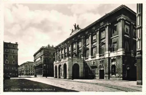 AK / Ansichtskarte TRIESTE Triest IT Teatro verdi Comunale