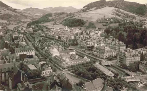 AK / Ansichtskarte La Bourboule-les-Bains 63 Puy-de-Dome Vue aérienne sur la Dordogne