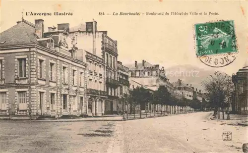 AK / Ansichtskarte La Bourboule-les-Bains 63 Puy-de-Dome Boulevard de l'Hôtel de Ville et la Poste