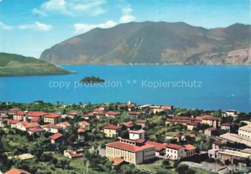 AK / Ansichtskarte Marone Lago d Iseo BRESCIA Lombardia IT Panorama Isola di Loreto veduta aereo