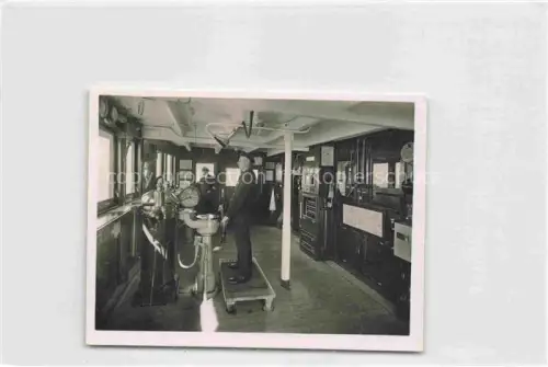 AK / Ansichtskarte Dampfer Oceanliner M.S. Milwaukee Navigationsraum
