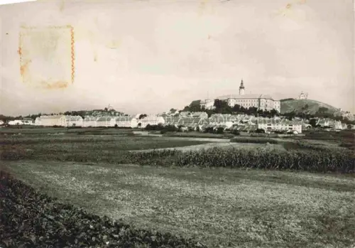 AK / Ansichtskarte Mikulov Nikolsburg Suedmaehren Breclav CZ Panorama Blick zum Schloss