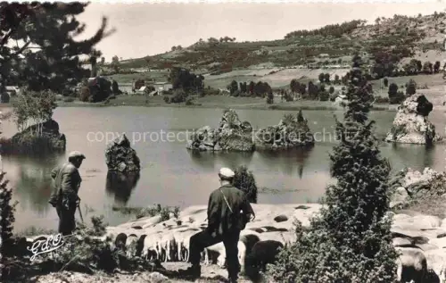 AK / Ansichtskarte Clermont-Ferrand 63 Puy-de-Dome Lac de la Cassiere