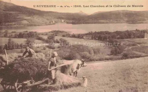 AK / Ansichtskarte Lac Chambon Murol IssOIRE 63 Puy-de-Dome Vue générale et Château du Murols