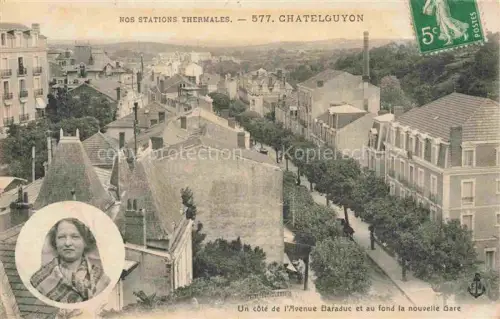 AK / Ansichtskarte Chatelguyon Chatel-Guyon 63 Puy-de-Dome Un côté de l'Avenue Baraduc et au fond la nouvelle gare