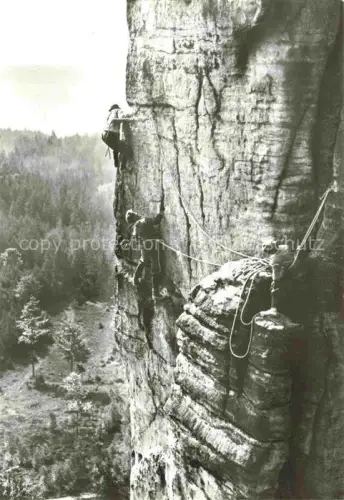 AK / Ansichtskarte Klettern Bergsteigen Mountaineering Alpinisme Alpinismo-- Bergsteiger Barbarine Talseite Pfaffenstein Saechs. Schweiz 