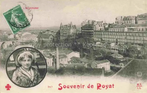 AK / Ansichtskarte Royat-les-Bains Clermont-Ferrand 63 Puy-de-Dome Vue générale sur la ville Jeune Fille Costumes