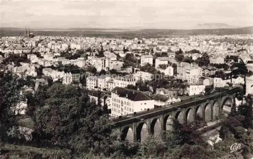 AK / Ansichtskarte Royat-les-Bains Clermont-Ferrand 63 Puy-de-Dome Vue générale vers le viaduc