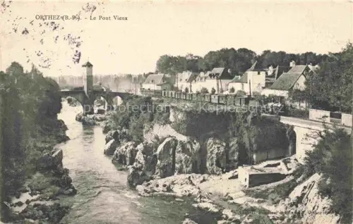 AK / Ansichtskarte Orthez PAU 64 Pyrenees-Atlantiques Vue générale et le vieux pont