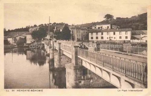 AK / Ansichtskarte Behobie Hendaye BAYONNE 64 Pyrenees-Atlantiques Pont international