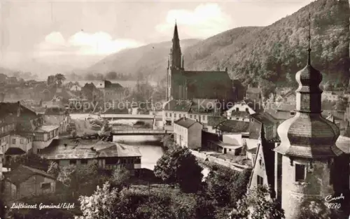 AK / Ansichtskarte Gemuend Eifel Schleiden NRW Ortsansicht mit Kirche