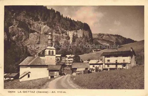 AK / Ansichtskarte La Giettaz ALBERTVILLE 73 Savoie Kirche