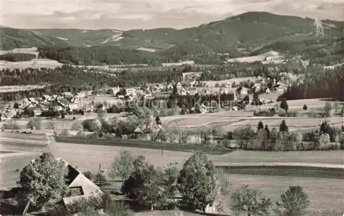 AK / Ansichtskarte Hinterzarten Breisgau-Hochschwarzwald BW Panorama