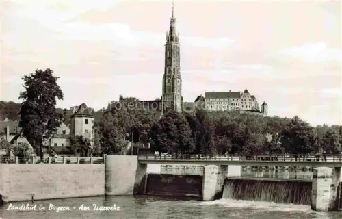 AK / Ansichtskarte LANDSHUT  Isar Am Isarwehr Kirche Schloss