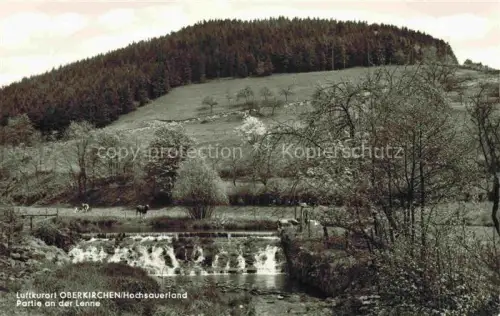 AK / Ansichtskarte Oberkirchen Sauerland Schmallenberg NRW Partie an der Lenne