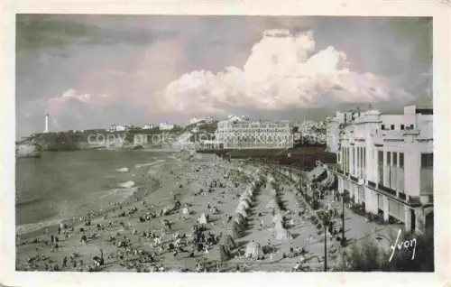 AK / Ansichtskarte BIARRITZ 64 Pyrenees Atlantiques La grande plage