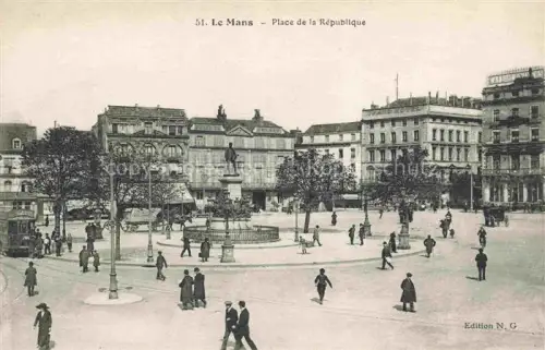 AK / Ansichtskarte LE MANS 72 Sarthe Place de la Republique