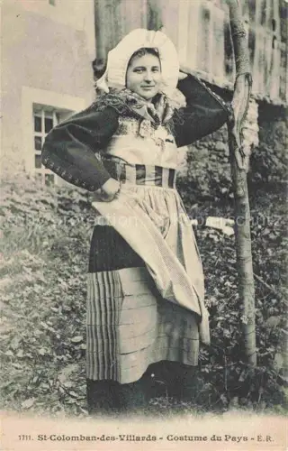 AK / Ansichtskarte St-Colomban-des-Villards Saint-Colomban-des-Villards 73 Savoie Costume du Pays
