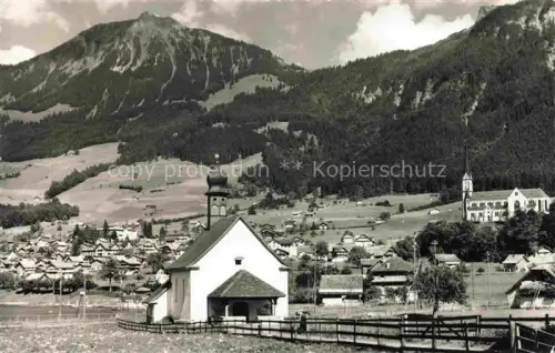 AK / Ansichtskarte Lungern Obwalden OW mit Schynberg Kapelle Kirche