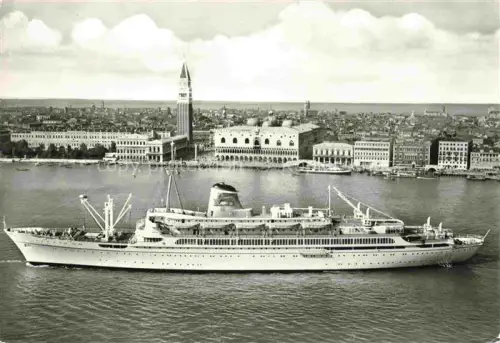 AK / Ansichtskarte Dampfer Oceanliner Adriatica  T.N. Ausonia