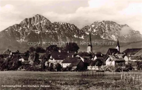 AK / Ansichtskarte Freilassing Berchtesgadener Land Bayern Ortsansicht mit Kirche Blick gegen Staufen und Zwiesel
