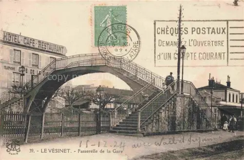 AK / Ansichtskarte Le Vesinet Saint-Germain-en-Laye 78 Yvelines Passerelle de la Gare