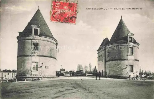 AK / Ansichtskarte Chatellerault 86 Vienne Tours du Pont Henri IV