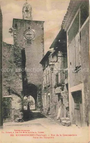 AK / Ansichtskarte Richerenches AVIGNON 84 Vaucluse Rue de la Commanderie Porte des Templiers