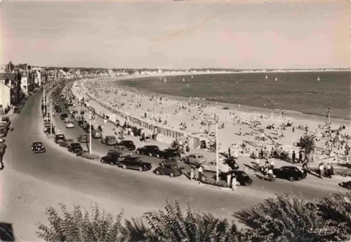 AK / Ansichtskarte LA-BAULE-LES-PINS La Baule sur Mer 44 Strand 
